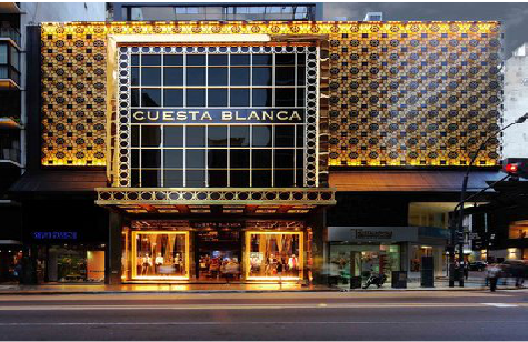 丰城门头设计与商业空间的纽带。